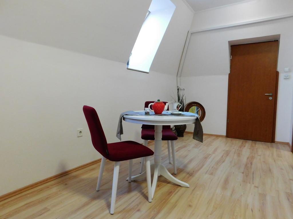 Tulipan Apartman Балатональмади Экстерьер фото